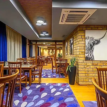 Hotel The